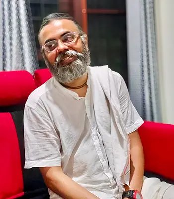 Gurudev Dhruvaji
                            